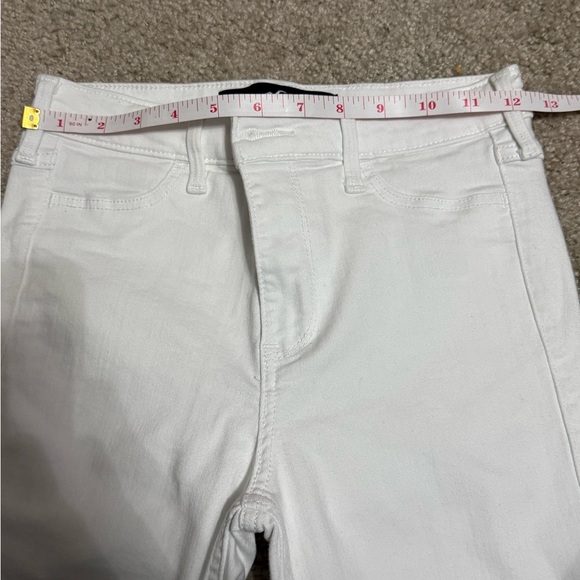 Hollister jeans - Picture 2 of 4